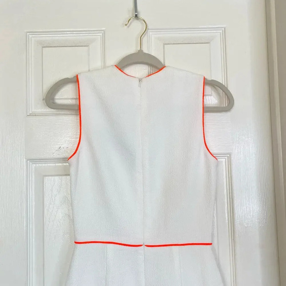 NWT BLACK HALO Puma Sheath Dress Orange Tang Size 2 Pebble Crepe - Picture 7 of 8